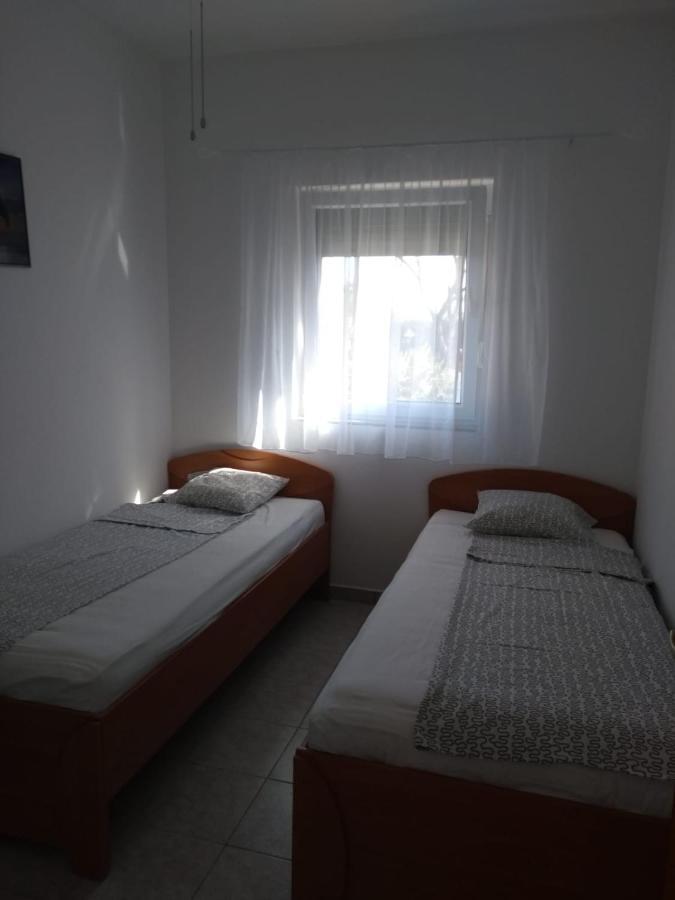 Apartments Matkovic Vir Extérieur photo