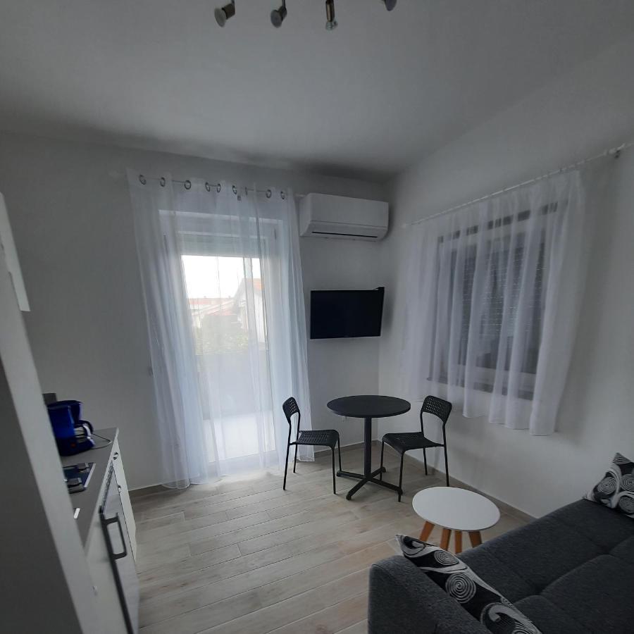 Apartments Matkovic Vir Extérieur photo