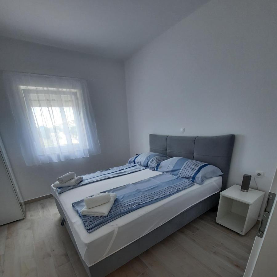 Apartments Matkovic Vir Extérieur photo