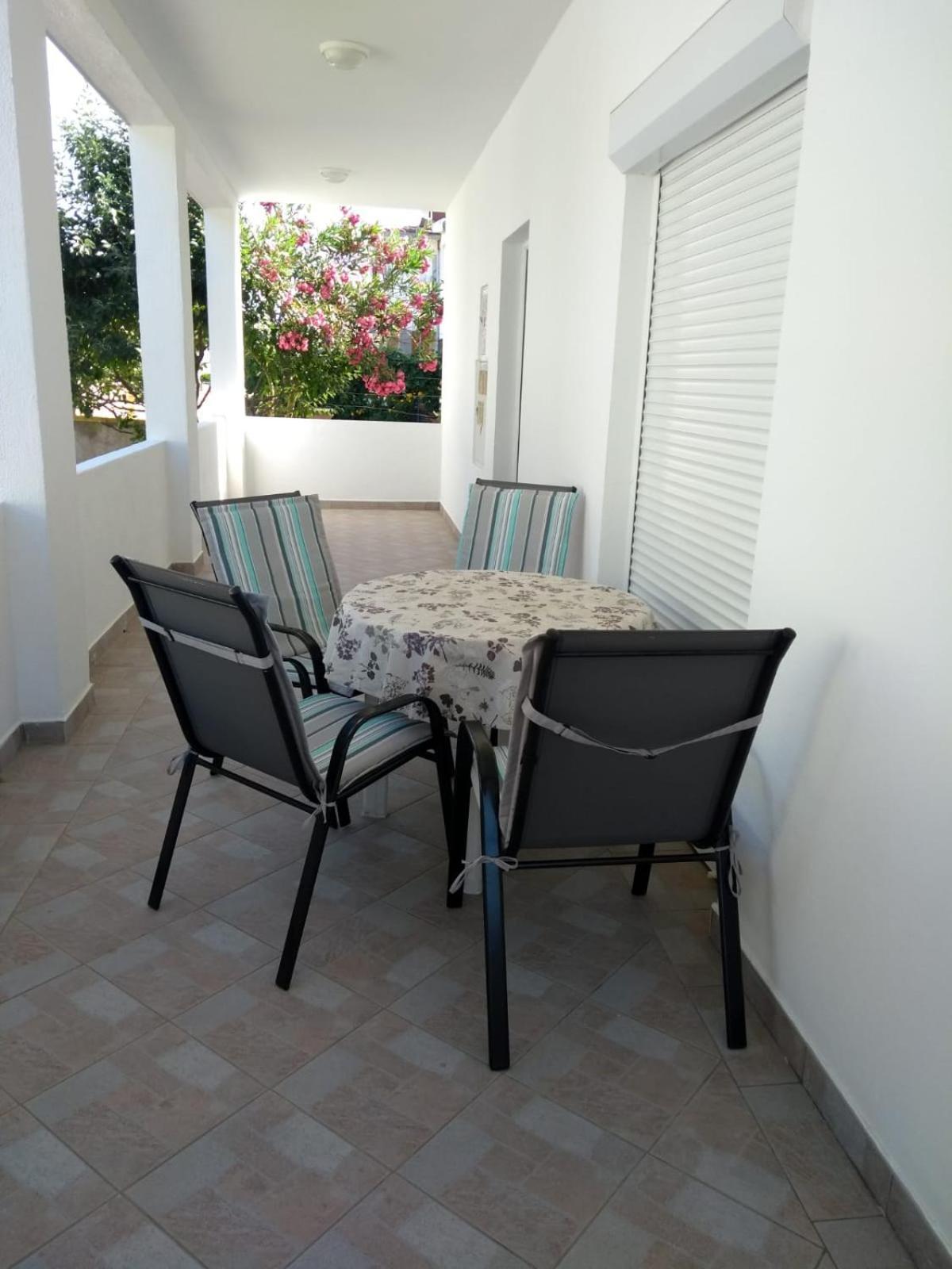Apartments Matkovic Vir Extérieur photo