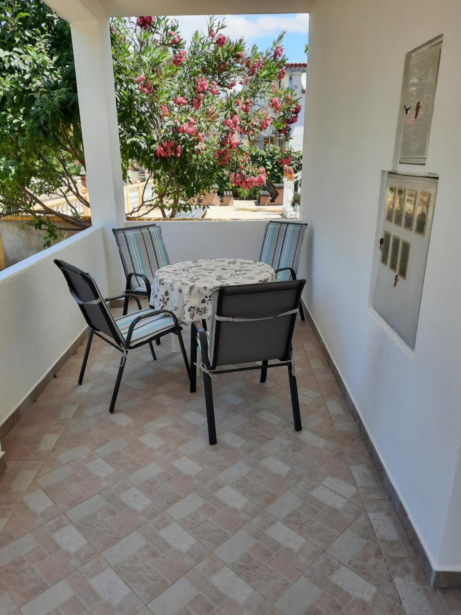 Apartments Matkovic Vir Extérieur photo