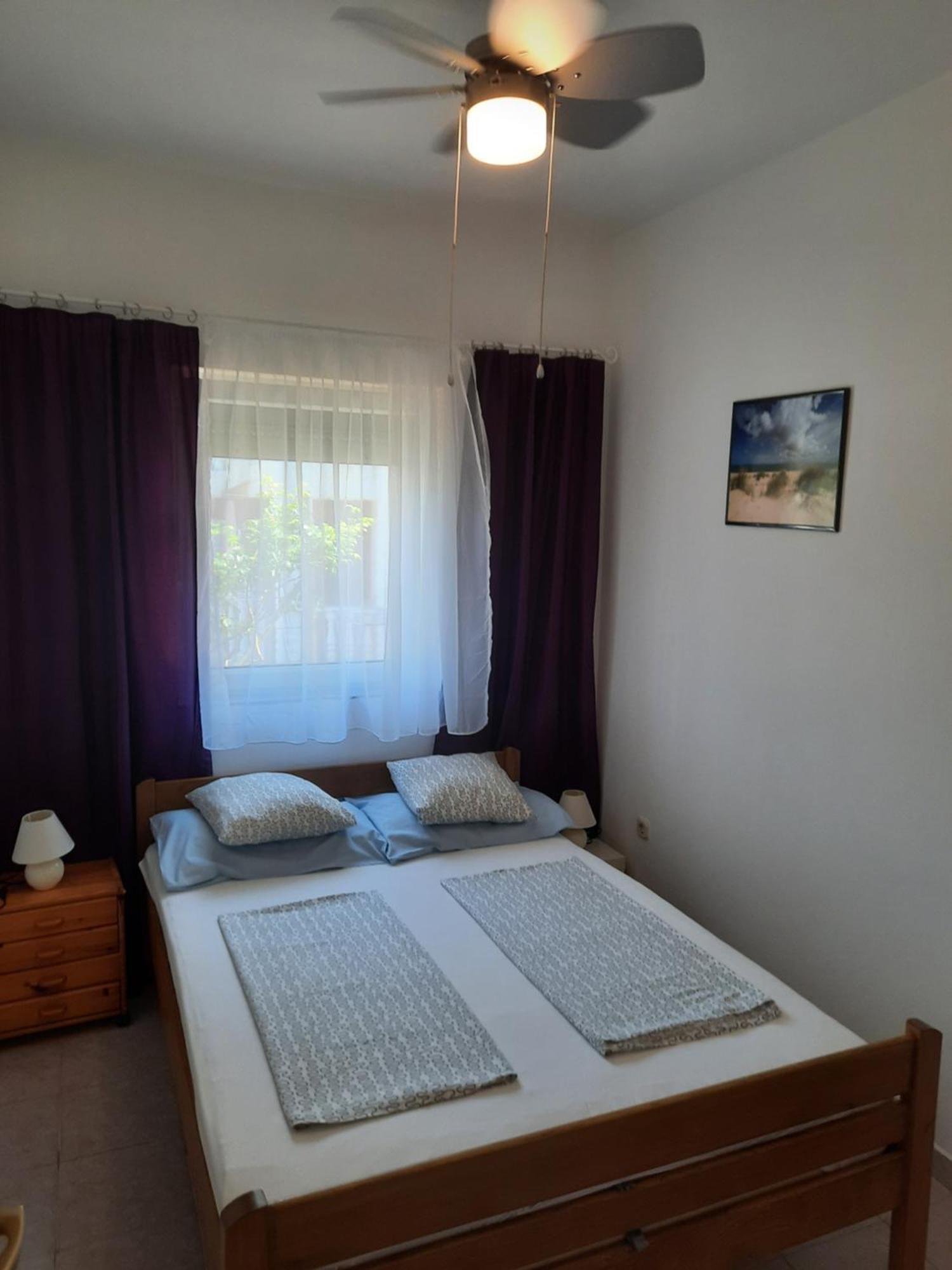 Apartments Matkovic Vir Chambre photo