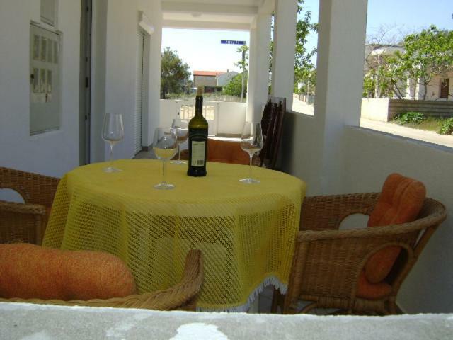 Apartments Matkovic Vir Extérieur photo
